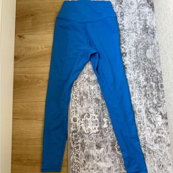 Blue High-Waisted Leggings - Picture 2 of 3